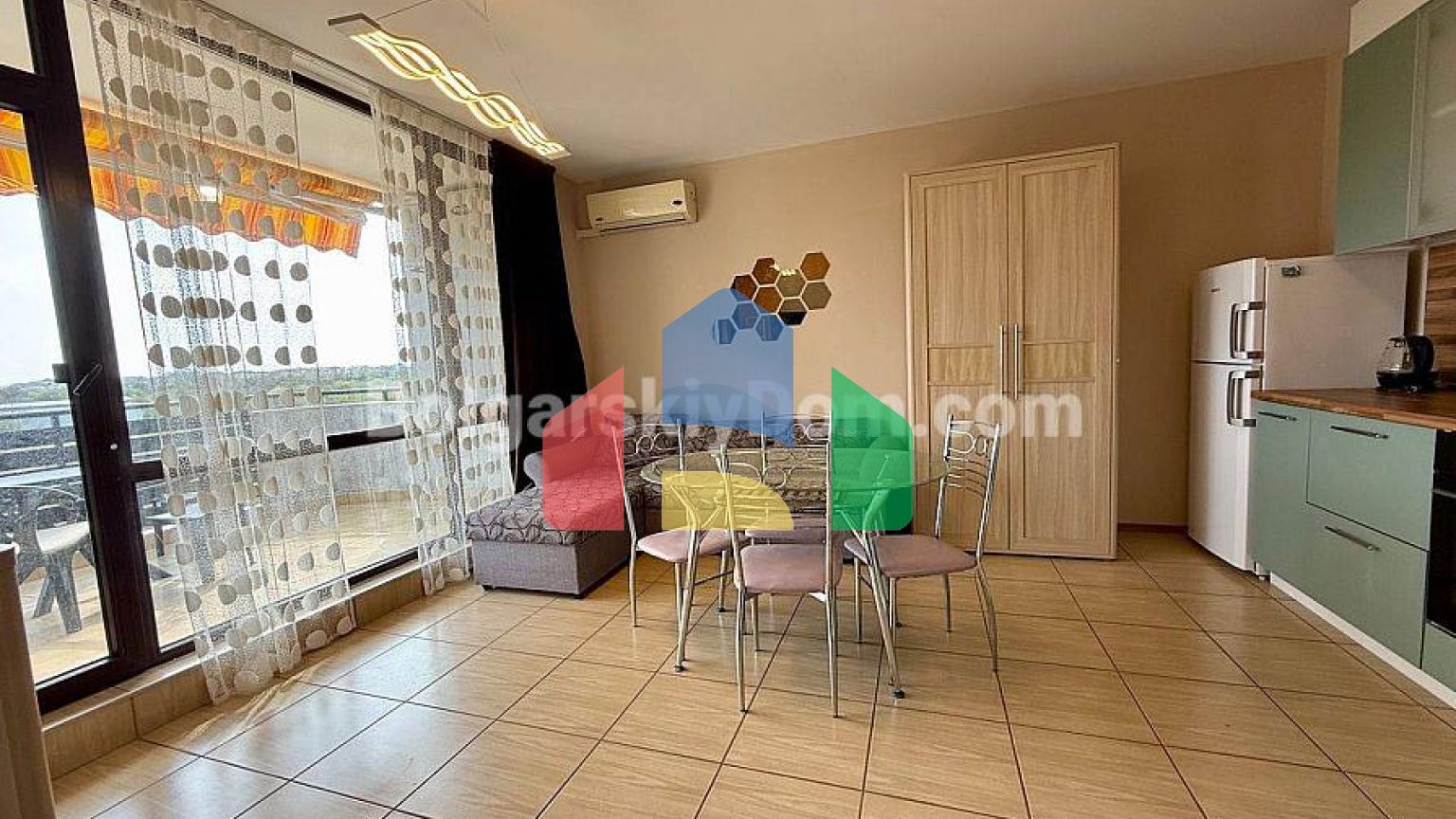 Двокімнатна квартира у Віяна