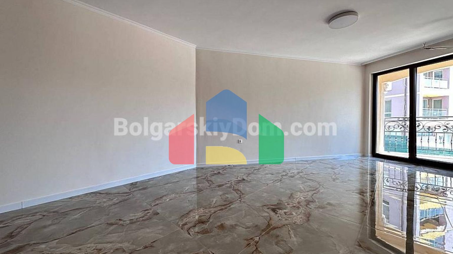 Двокімнатна квартира в Валенсія Люкс