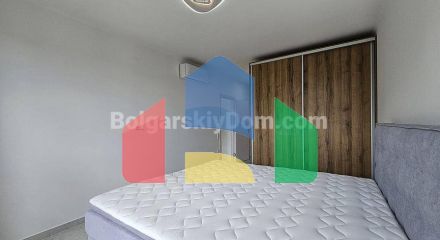 Трикімнатна квартира в Посейдон