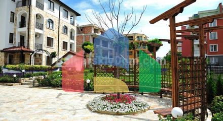 Трикімнатна квартира в Аполлон