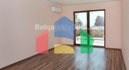 Apartment in Valencia Gardens
