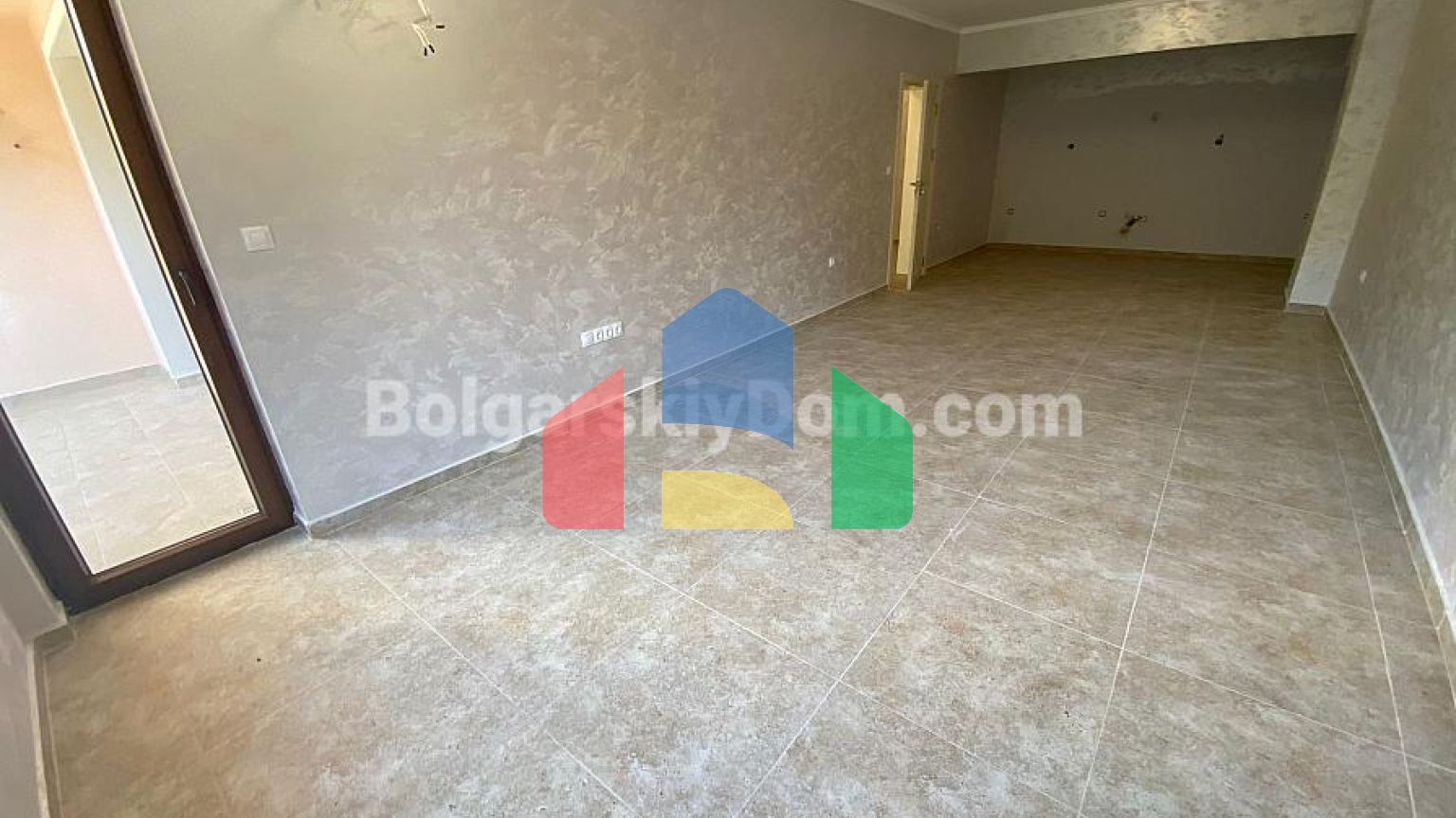 Квартири в Валенсія Гарденс