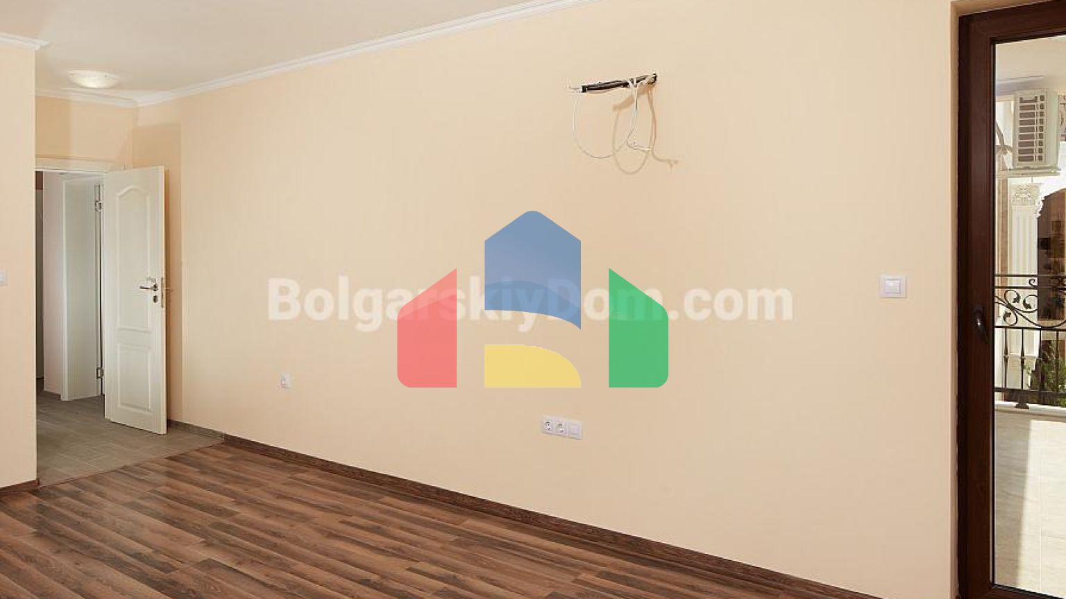 Квартири в Валенсія Гарденс