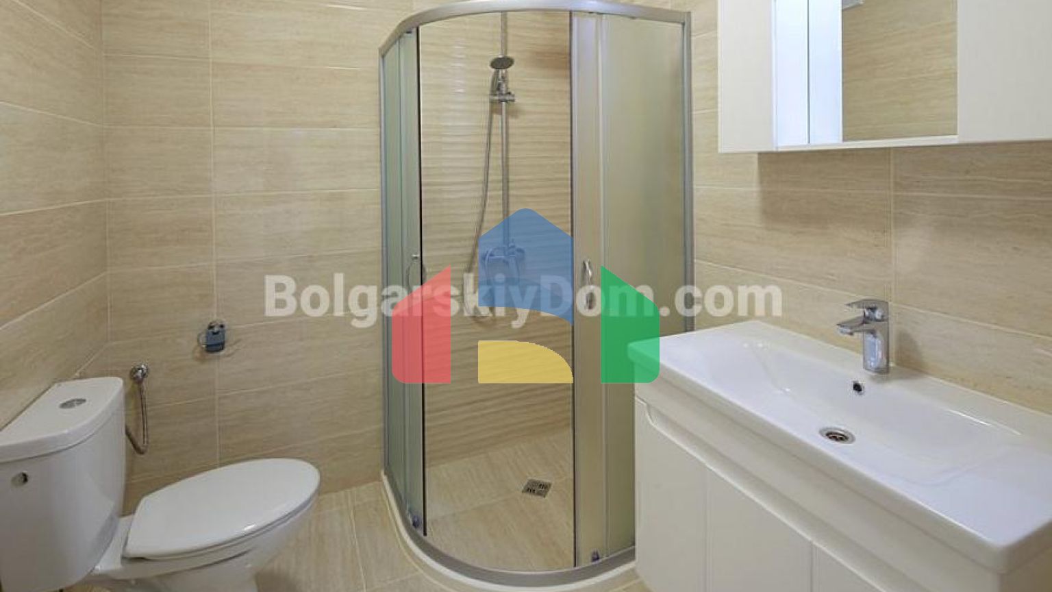 Квартири в Валенсія Гарденс