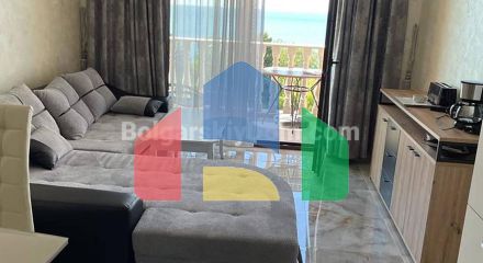 Трехкомнатная квартира в Валенсия Гарденс