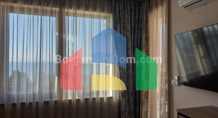 Трехкомнатная квартира в Валенсия Гарденс