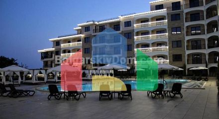 Трехкомнатная квартира в Валенсия Гарденс