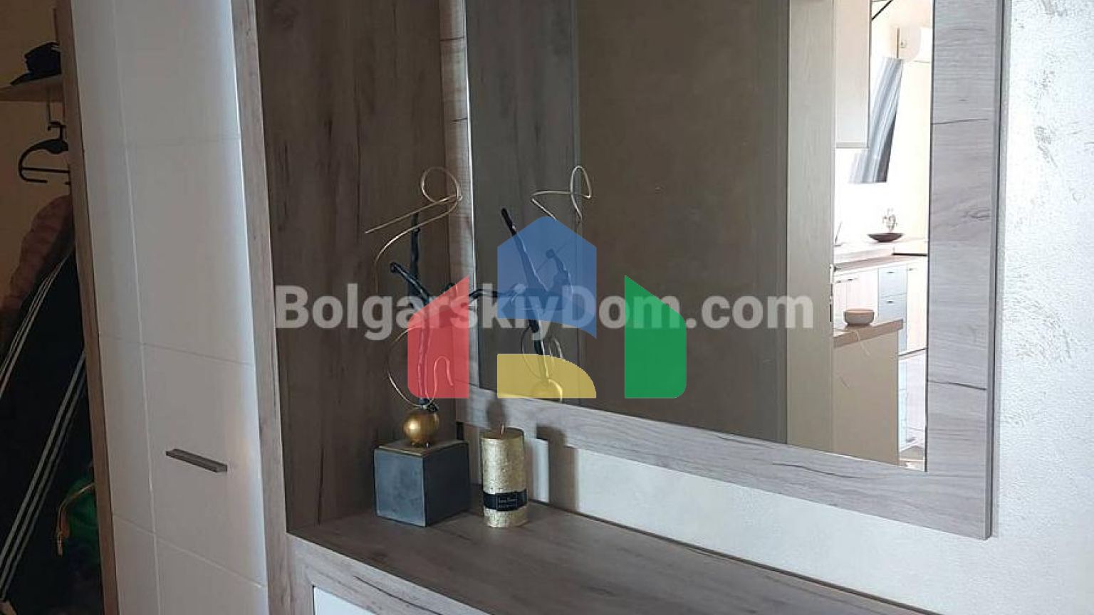 Трехкомнатная квартира в Валенсия Гарденс