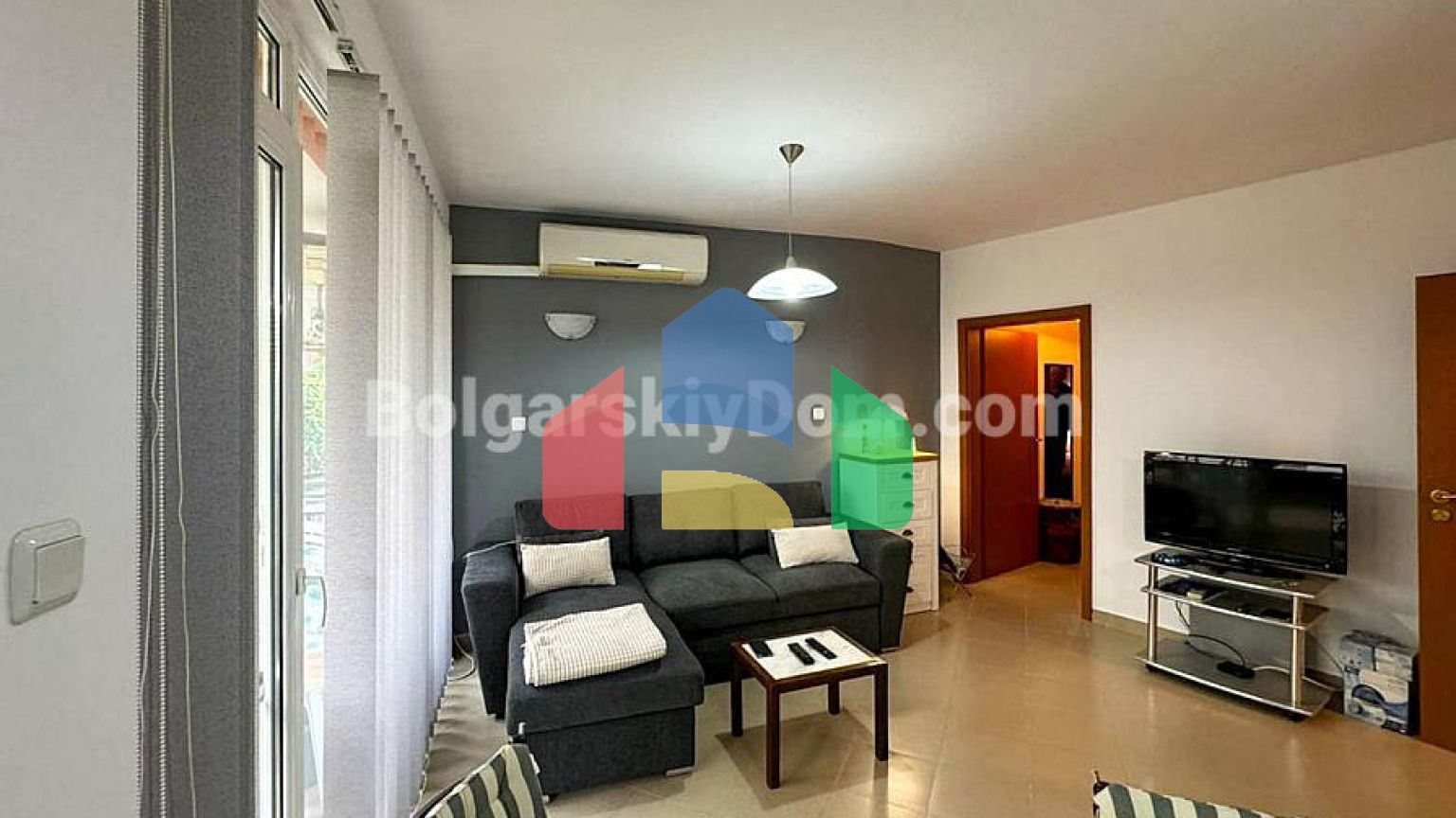 Двокімнатна квартира в Несебрі