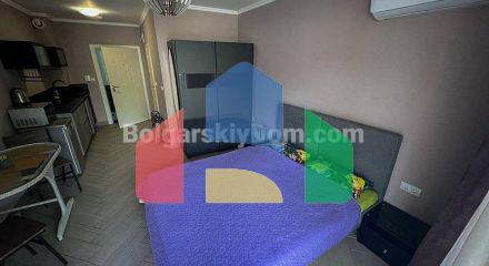 Квартира-студия в Валенсия Гарденс