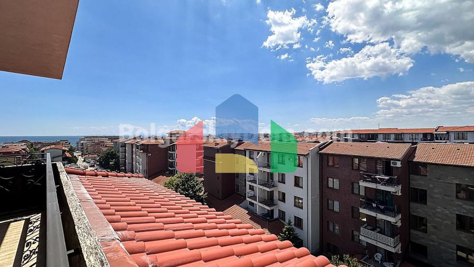 Чотирикімнатна квартира в Естебан