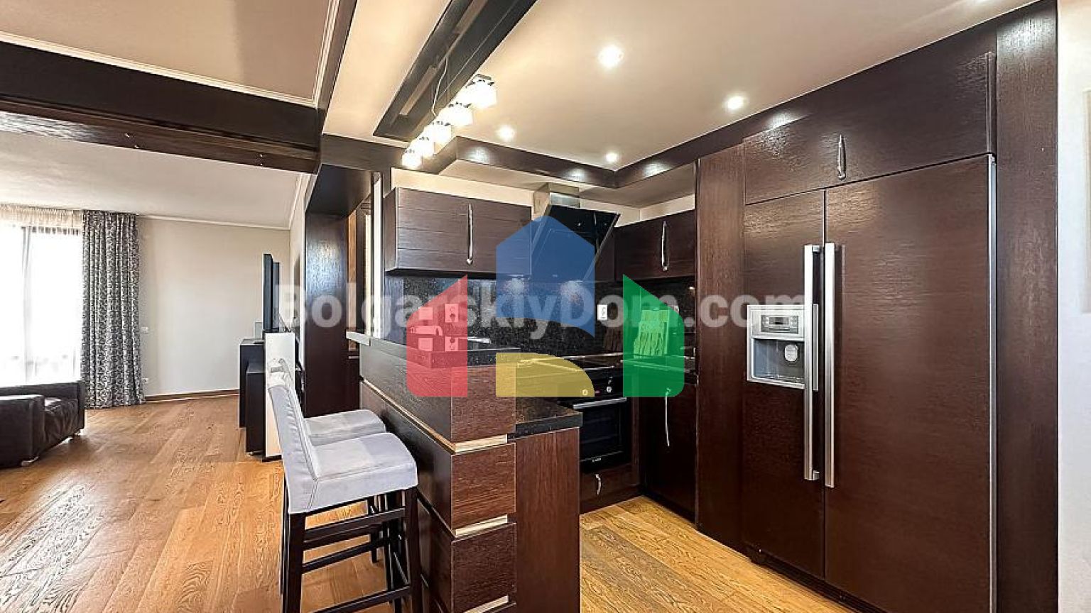 Чотирикімнатна квартира в Естебан