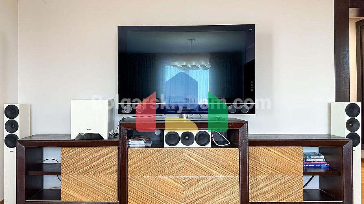 Чотирикімнатна квартира в Естебан