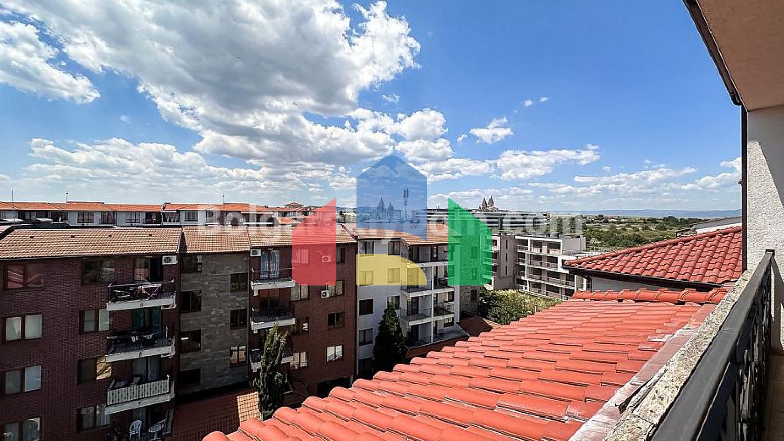 Чотирикімнатна квартира в Естебан