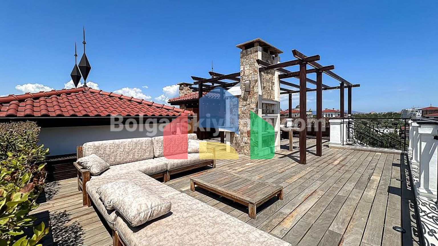 Чотирикімнатна квартира в Естебан