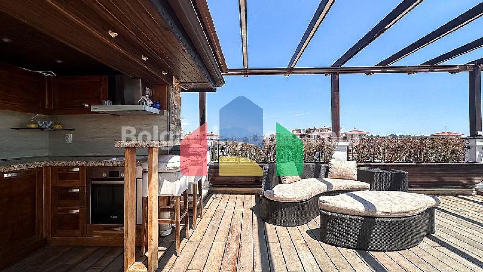 Чотирикімнатна квартира в Естебан