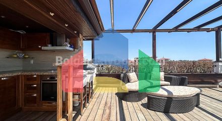 Чотирикімнатна квартира в Естебан