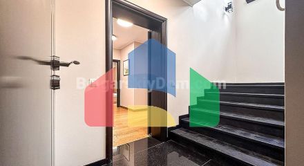 Чотирикімнатна квартира в Естебан