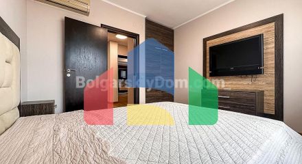 Чотирикімнатна квартира в Естебан