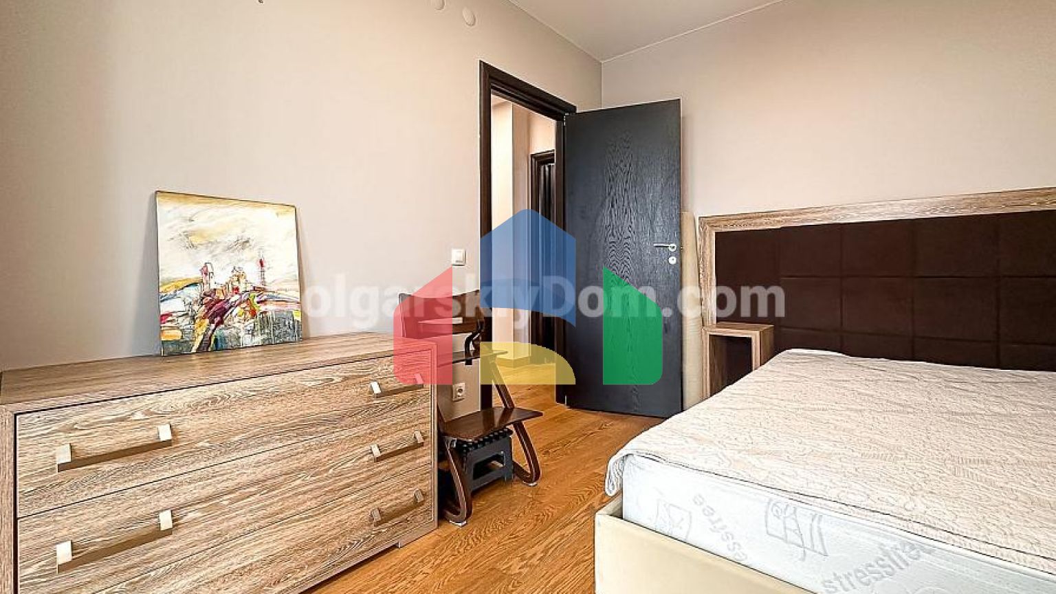 Чотирикімнатна квартира в Естебан