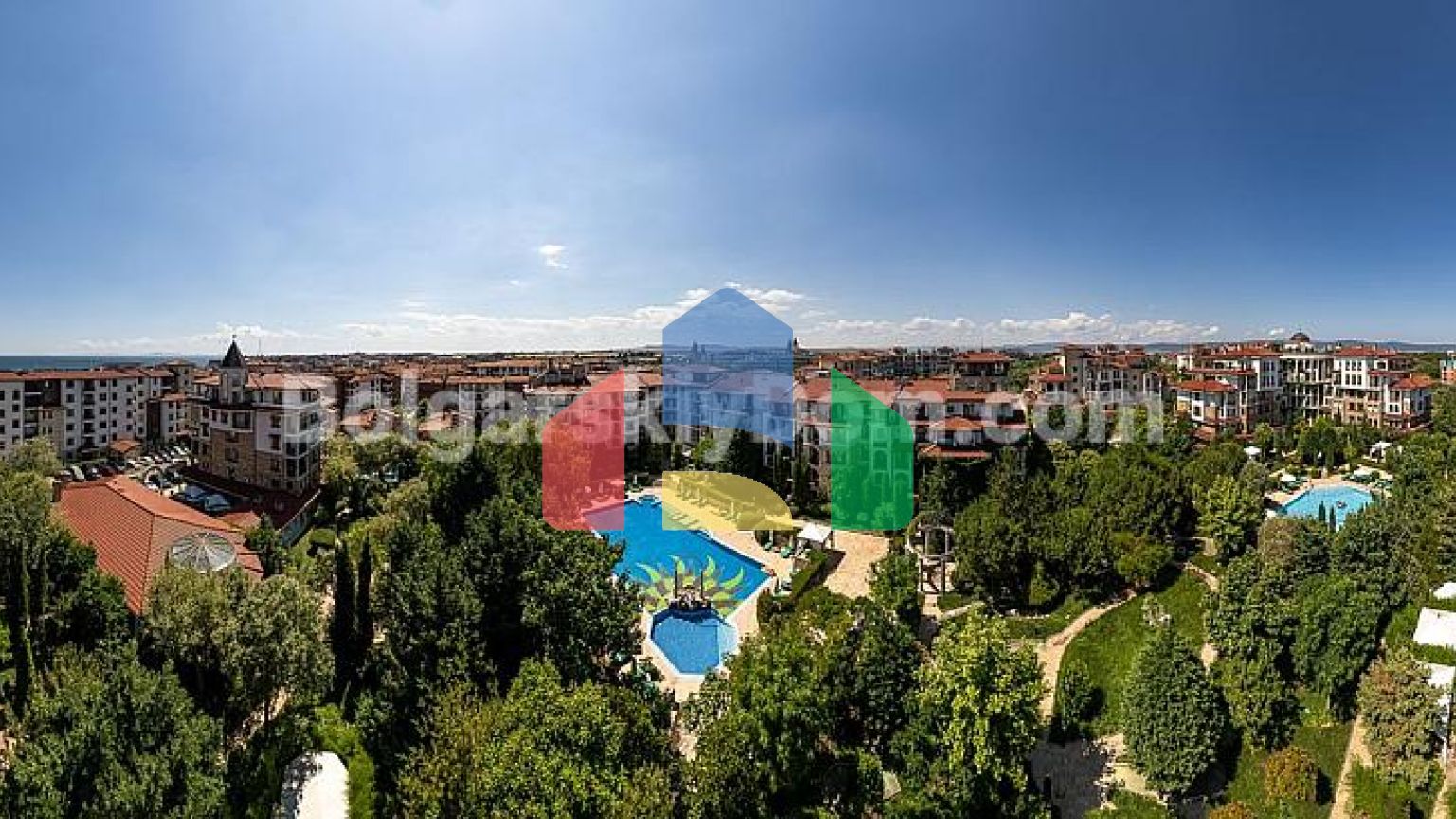 Чотирикімнатна квартира в Естебан