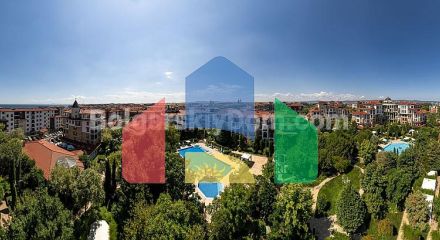 Чотирикімнатна квартира в Естебан