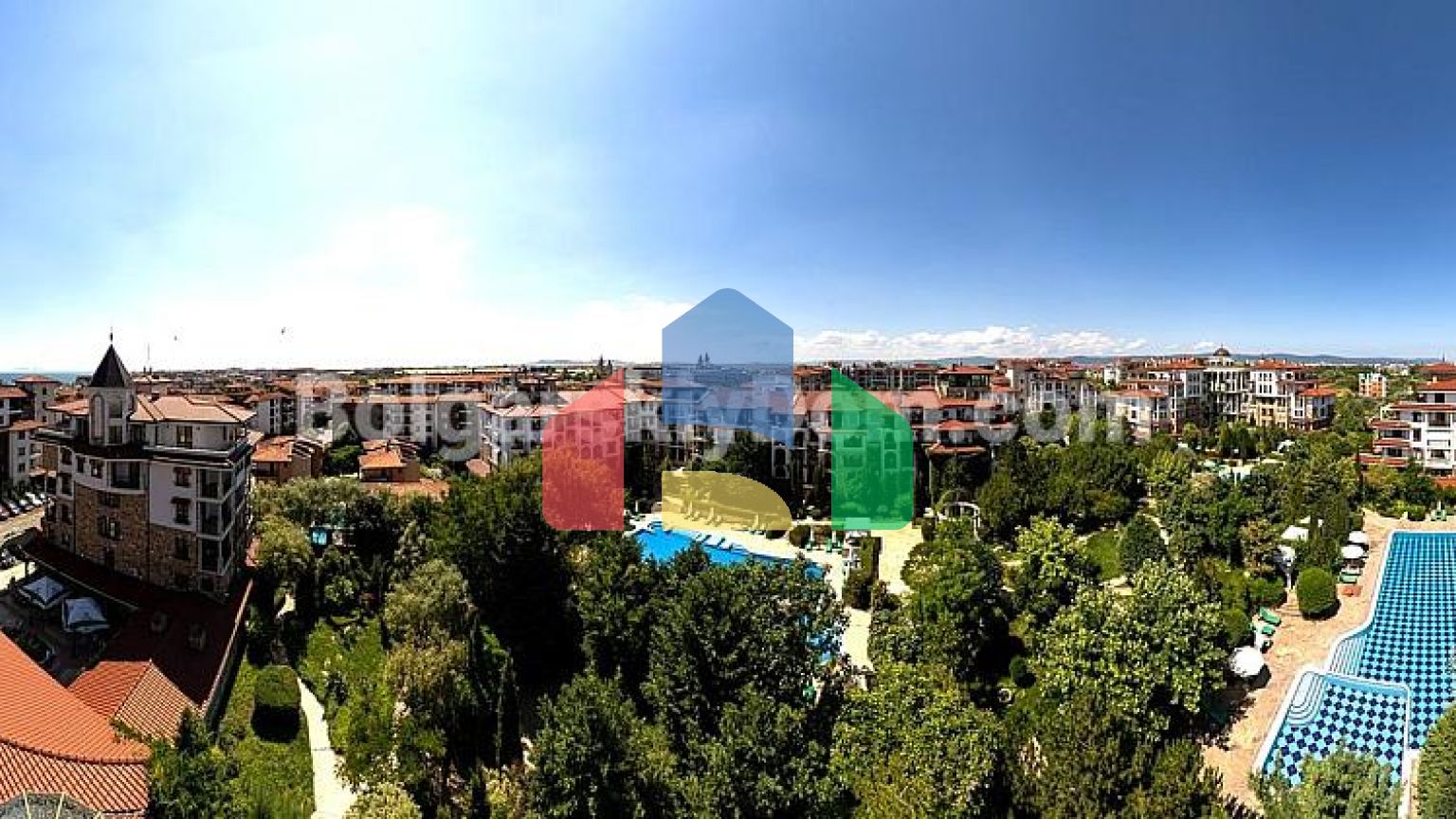 Чотирикімнатна квартира в Естебан