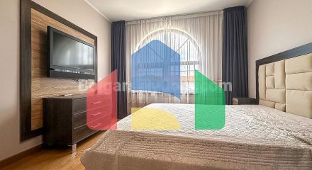 Чотирикімнатна квартира в Естебан