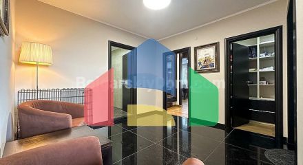 Чотирикімнатна квартира в Естебан