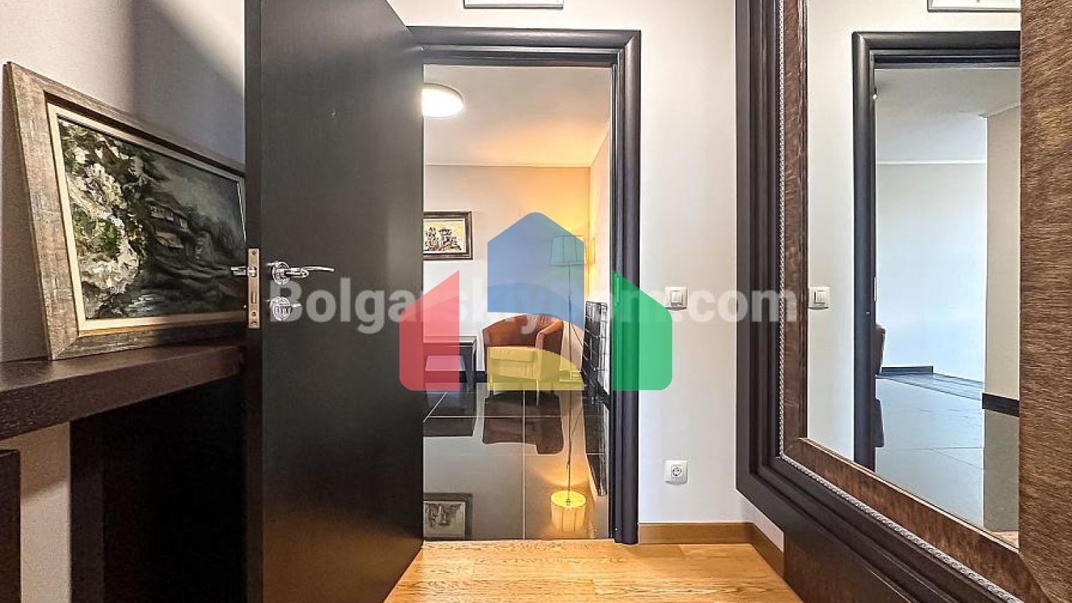 Чотирикімнатна квартира в Естебан