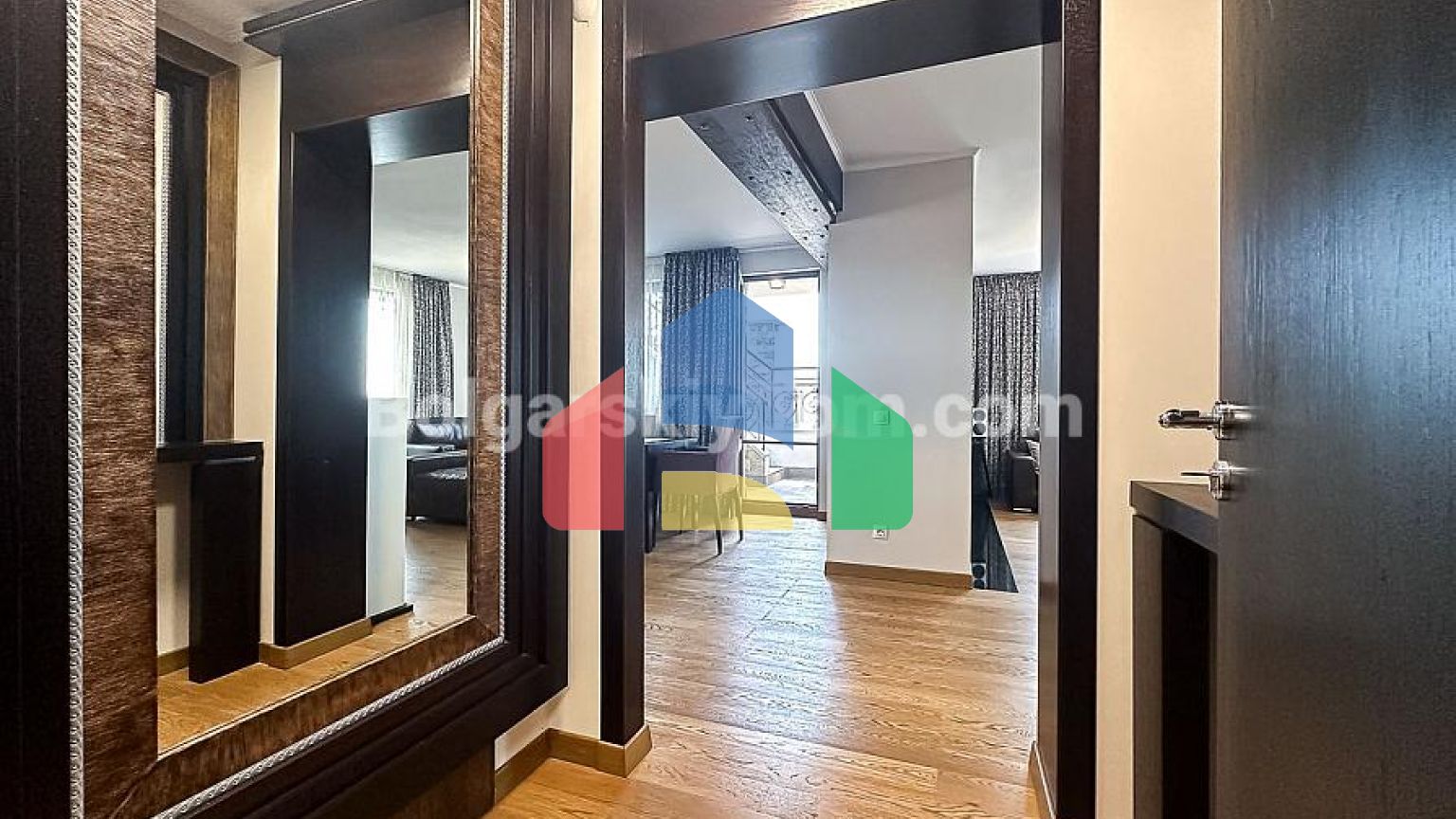 Чотирикімнатна квартира в Естебан