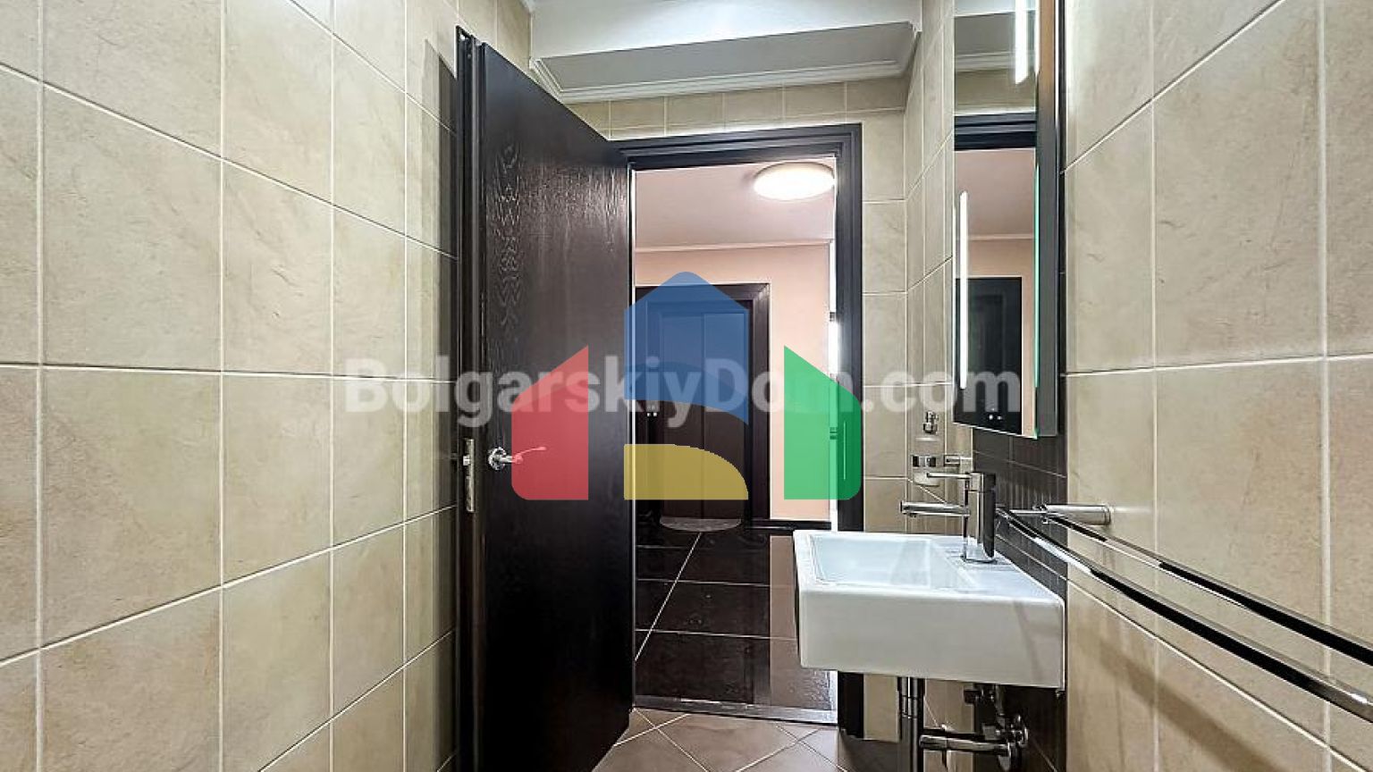 Чотирикімнатна квартира в Естебан