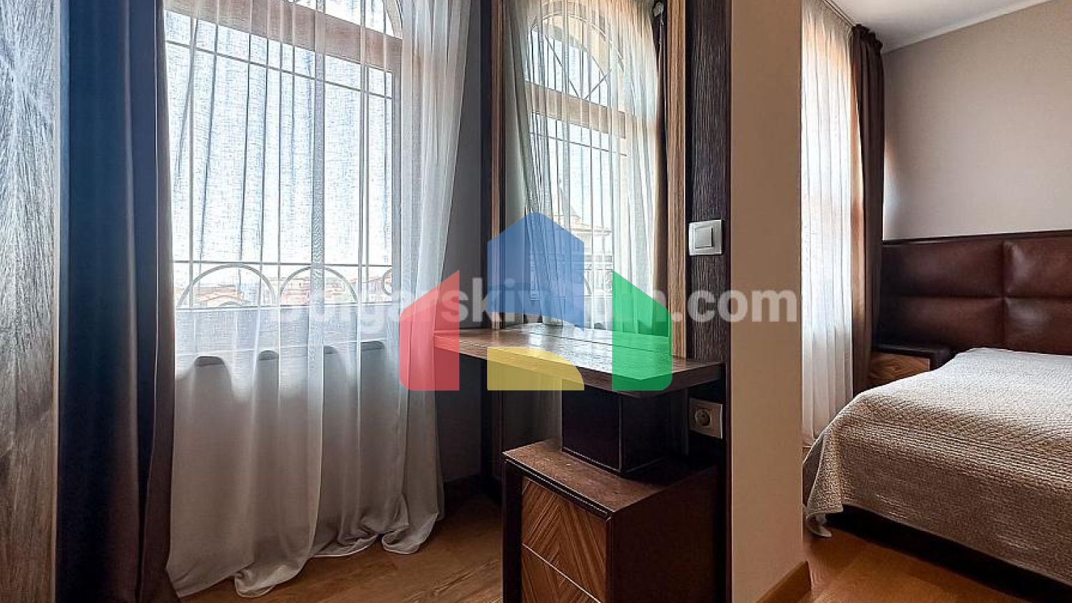 Чотирикімнатна квартира в Естебан