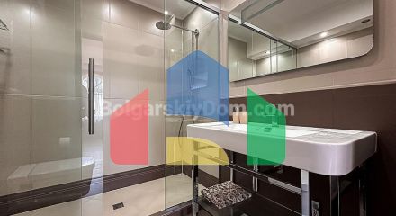 Чотирикімнатна квартира в Естебан