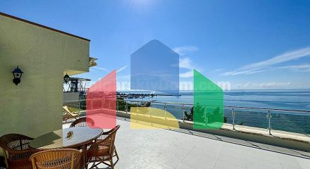 Трикімнатна квартира-мезонет в Віго