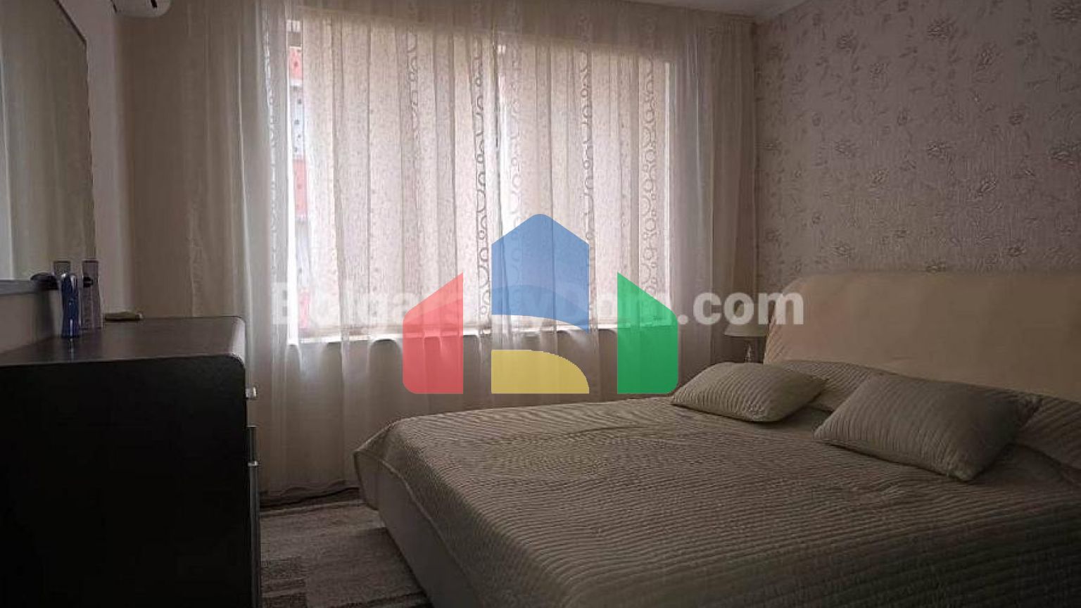 Трикімнатна квартира в Річ