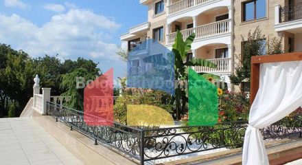 Квартира-студія в Валенсія Гарденс