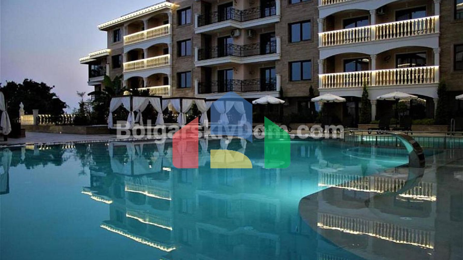 Квартира-студія в Валенсія Гарденс