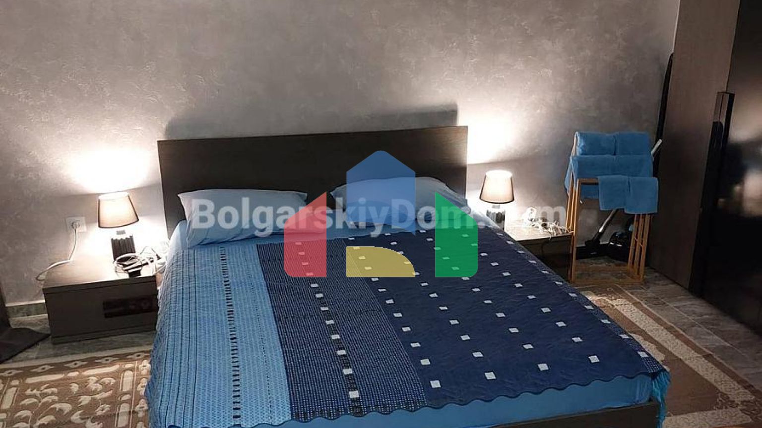 Квартира-студія в Валенсія Гарденс