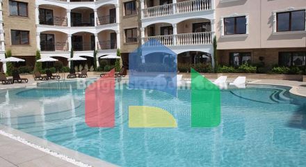 Квартира-студія в Валенсія Гарденс