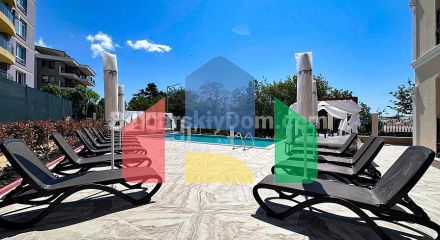 Трикімнатна квартира у Валенсія Люкс