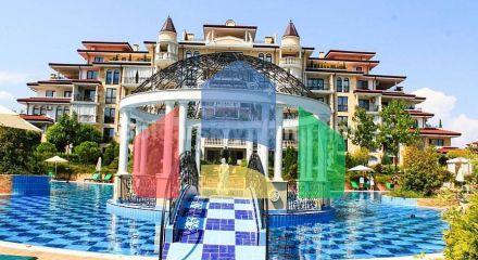 Three-bedroom apartment in Poseidon