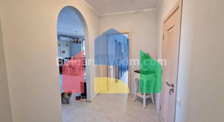 Чотирикімнатна квартира в Посейдон