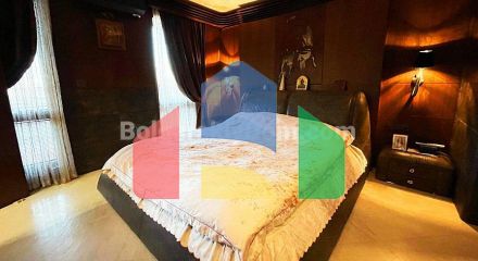 Триповерховий пентхаус в Естебані