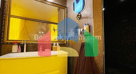 Триповерховий пентхаус в Естебані