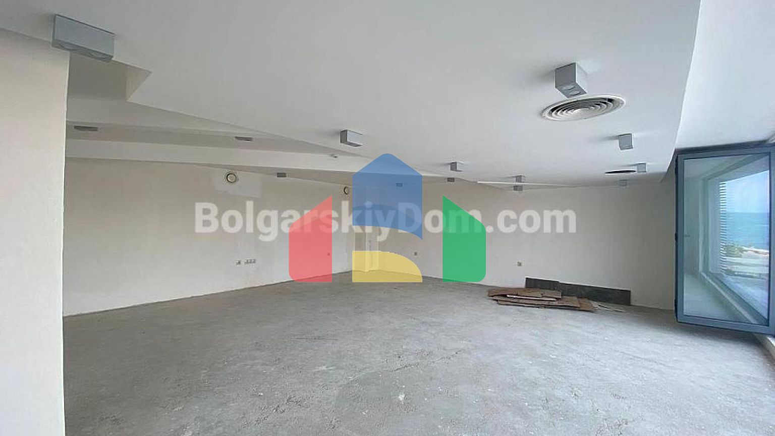 Квартира-студія в Парадісо