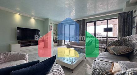 Трикімнатна квартира в Poseidon