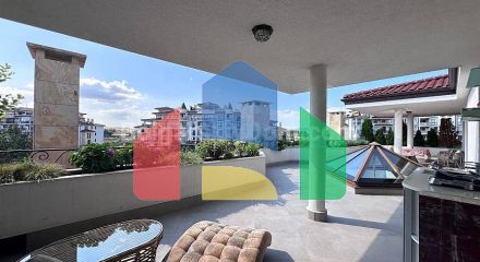 Трикімнатна квартира в Poseidon