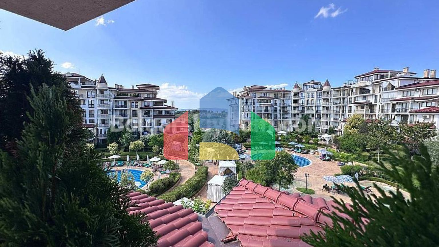 Трикімнатна квартира в Poseidon