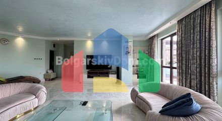 Трикімнатна квартира в Poseidon